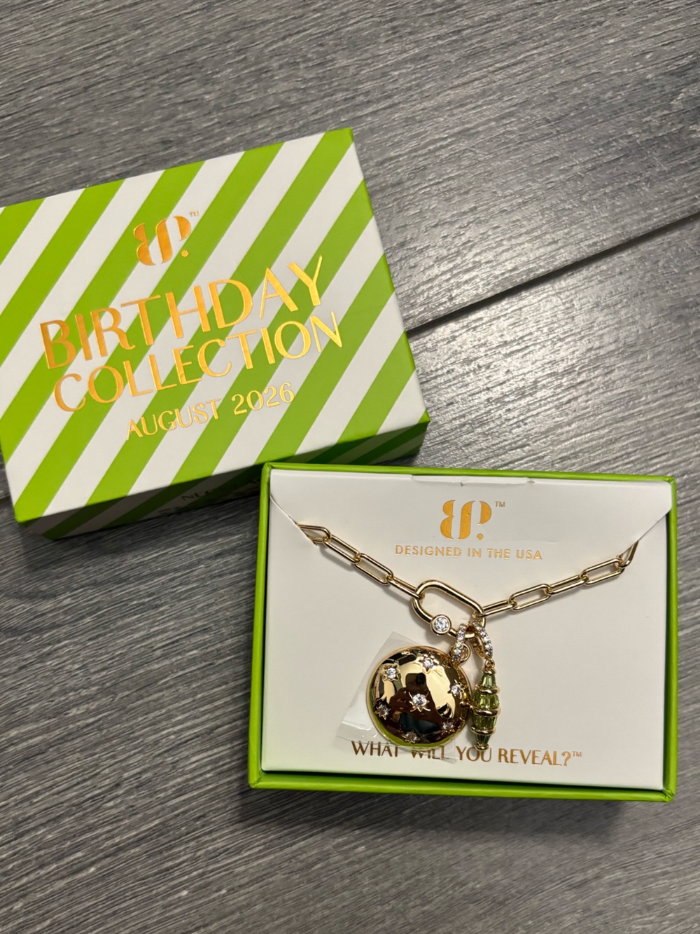 August 2026 Birthday Necklace Solo Soirée